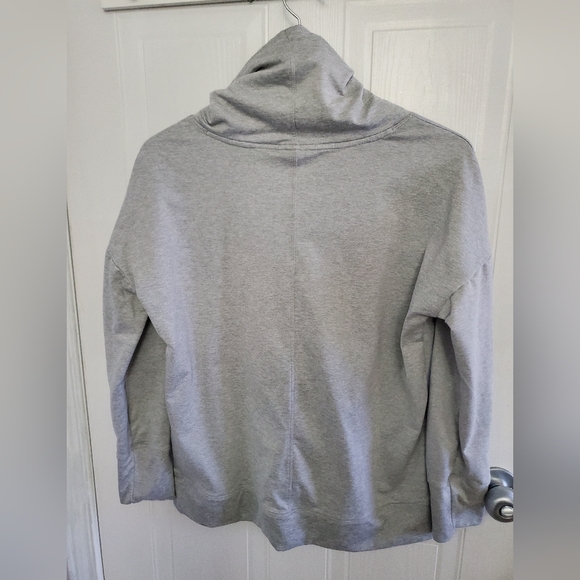 Apana sweatshirt Pullover Medium - Picture 3 of 3